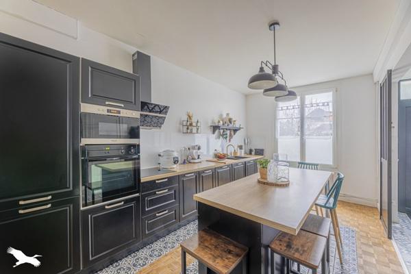 Maison à vendre |  Saint-Pierre-des-Corps |  6 pièces | 174 m²