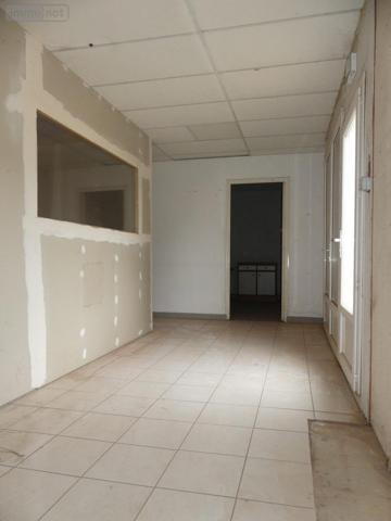 Local Professionnel et commercial à vendre à Sainte-Marie en Ille-et-Vilaine (35600), ref : 35066-865-35066