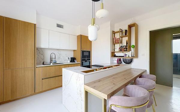 Maison à vendre    4 pièces •  Anglet