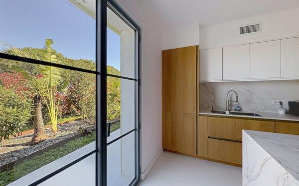 Maison à vendre    4 pièces •  Anglet