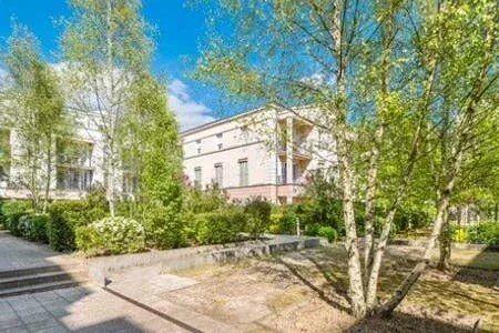 Vente                                                      Appartement
                        
                     3 pièces                      61 m2                     à Serris