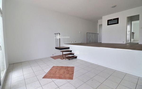 Appartement à vendre    3 pièces • 66,25 m2 Le Mée-sur-Seine