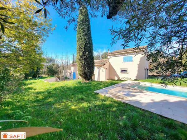 Ancien mazet T6 avec piscine et garage