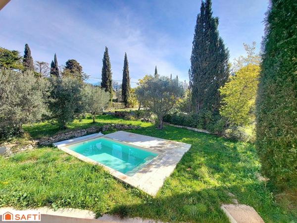 Ancien mazet T6 avec piscine et garage