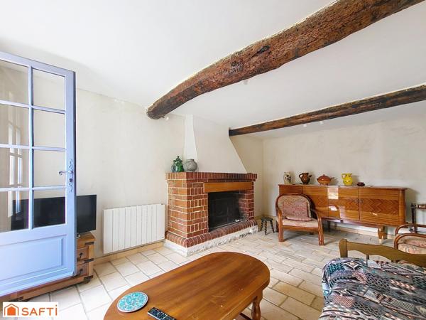 Ancien mazet T6 avec piscine et garage