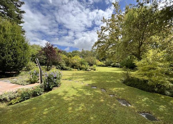 Maison à vendre    5 pièces • 166 m2 Mérignies