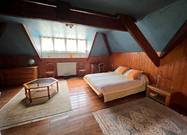 Maison à vendre    5 pièces • 166 m2 Mérignies