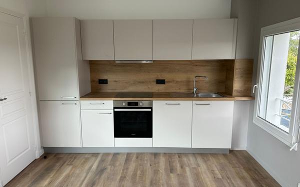 Appartement à louer    3 pièces • 74,63 m2 Saint-Renan