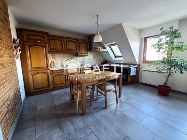 DUPLEX 90m² - CUISINE EQUIPÉE - BALCON - GARAGE