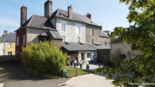 Maison de ville à Pré en Pail