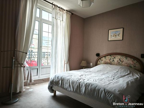 Maison de ville à Pré en Pail