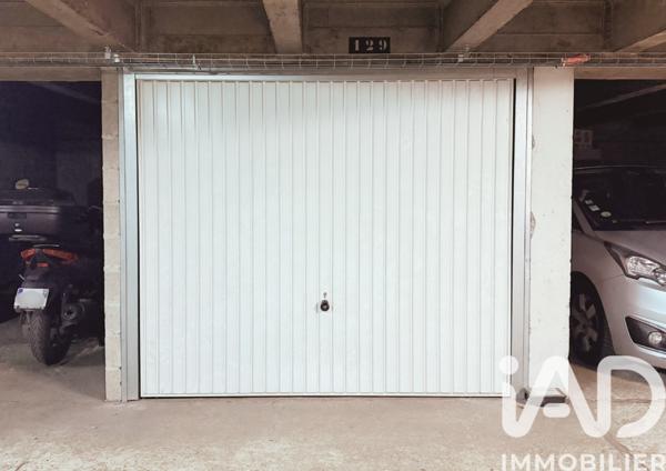 Parking à vendre 75 m² Paris 11