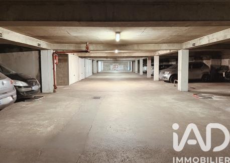Parking à vendre 75 m² Paris 11