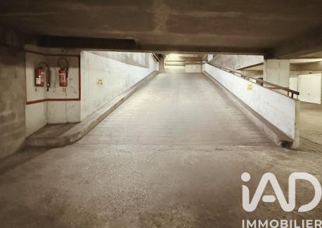 Parking à vendre 75 m² Paris 11