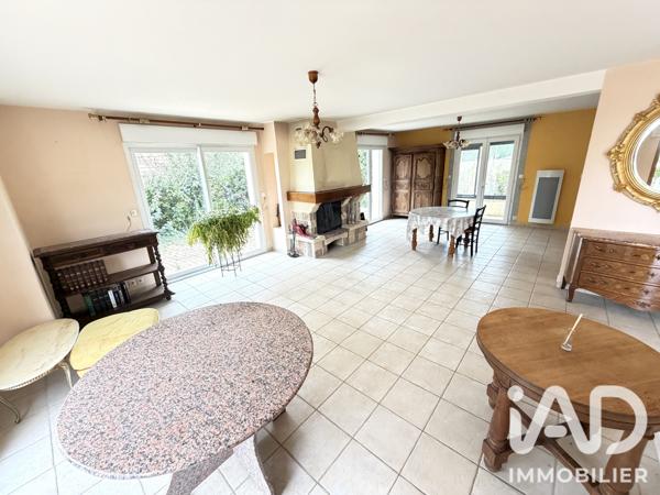 Maison à vendre 4 pièces 133 m² Saint-Pierre-du-Bû