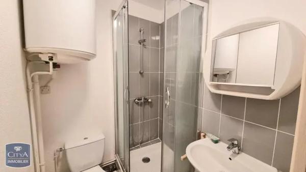 Appartement à louer 1 pièce 18.02m² Clermont-Ferrand (63000)