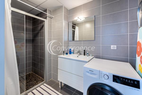 Appartement
                                                                                                                                                                                                                                                                                                                        2 pièce(s)                                                                                                                                                                                                          1 chambre(s)                                                                                                                                                                                                          44  m²