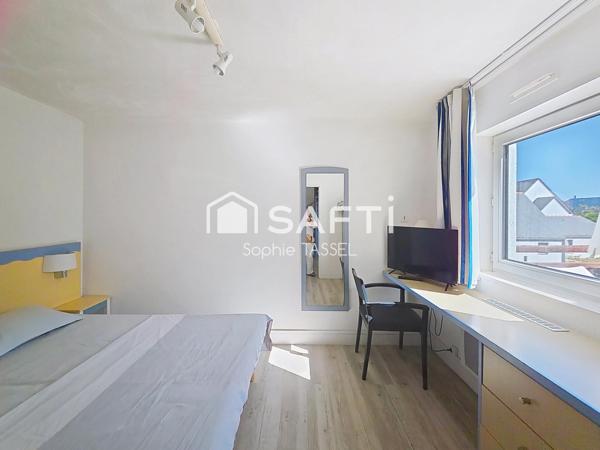 Beau duplex lumineux avec deux chambres et deux salles d'eau