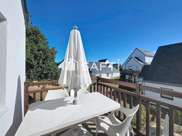 Beau duplex lumineux avec deux chambres et deux salles d'eau