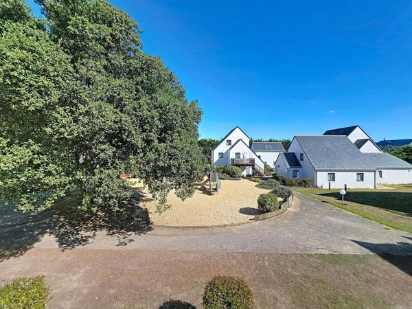 Beau duplex lumineux avec deux chambres et deux salles d'eau