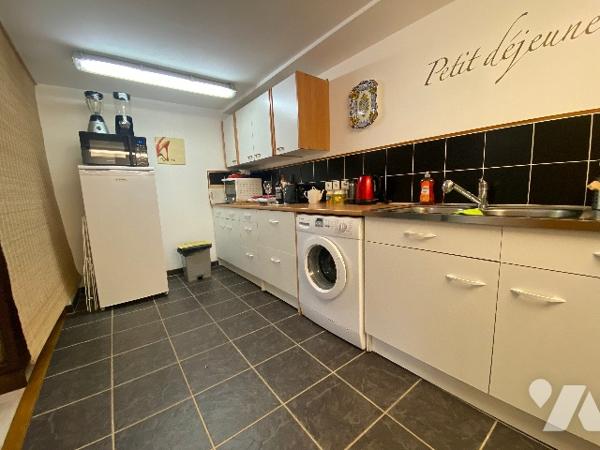 Propriété de caractère au sein de la Suisse Normande - maison de 190 m² avec deux gîtes et terrain.