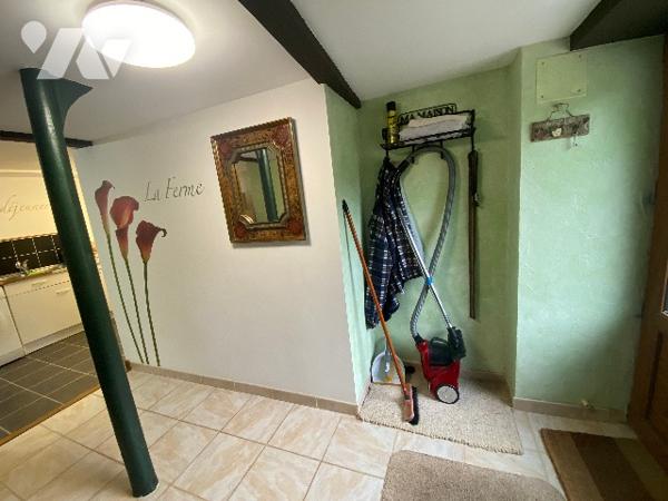 Propriété de caractère au sein de la Suisse Normande - maison de 190 m² avec deux gîtes et terrain.