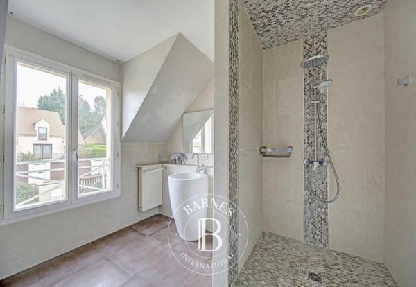 Saint-Nom-la-Bretèche, Maison 4 Chambres -  160 m² à vendre