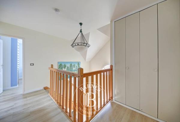 Saint-Nom-la-Bretèche, Maison 4 Chambres -  160 m² à vendre
