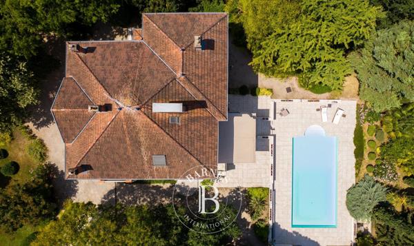 Caussade, Hôtel particulier 4 Chambres -  400 m² à vendre
