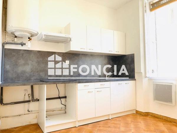 Location Appartement 3 pièces 61.69 m² - 12 AVENUE COLBERT Toulon 83000