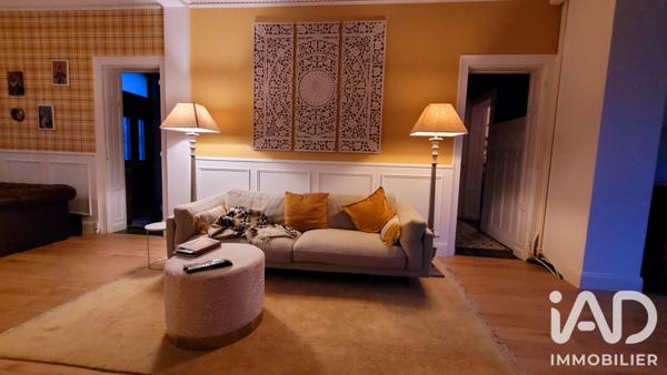 Maison à vendre 8 pièces 234 m² Saint-Amand-les-Eaux