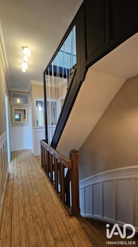 Maison à vendre 8 pièces 234 m² Saint-Amand-les-Eaux