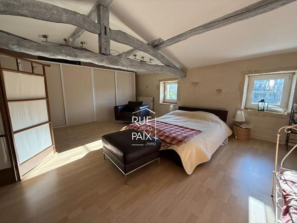 79370 AIGONDIGNE Longère de charme rénovée - de 220 M2