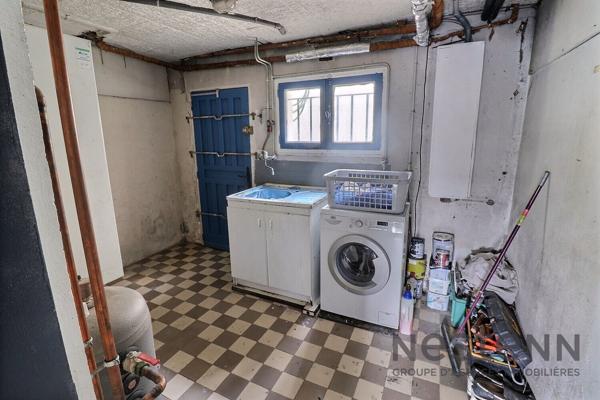 MONTREUIL LIMITE FONTENAY, RUE PIERRE CURIE, MAISON FAMILIALE AVEC JARDIN ET SOUS-SOL