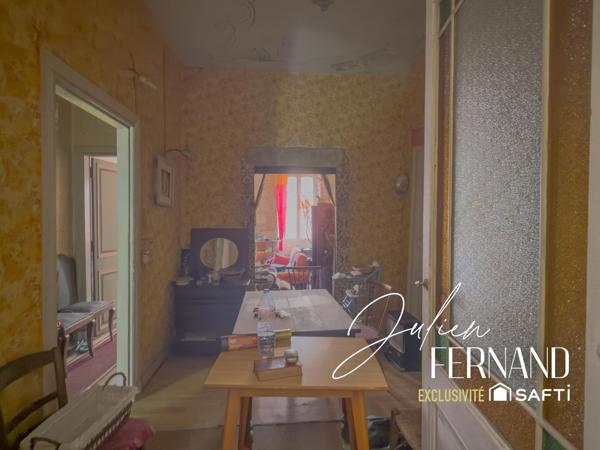 Maison de ville à fort potentiel