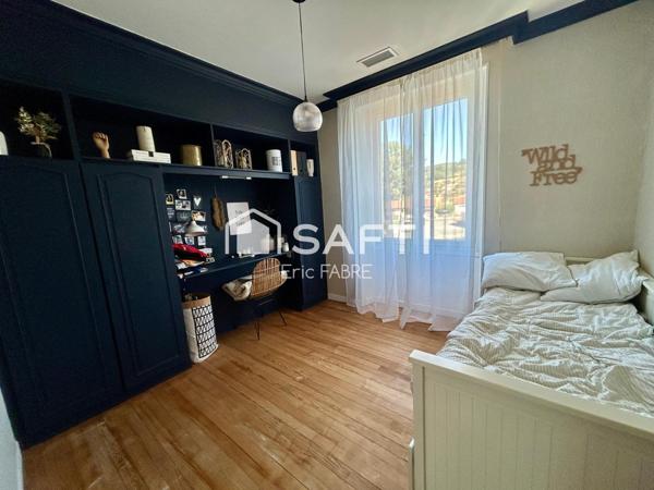 Maison 5 chambres Salon Cuisine Jardin