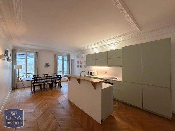 Appartement à louer 5 pièces 134.83m²