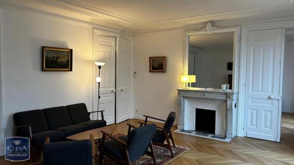 Appartement à louer 5 pièces 134.83m²