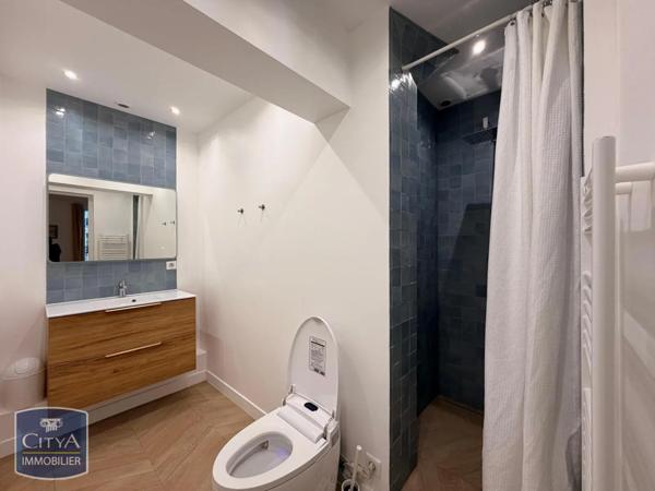 Appartement à louer 5 pièces 134.83m²