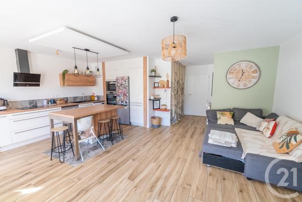 Appartement T3 à vendre  3 pièces - 71,83 m2 SEYSSINS - 38