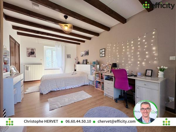 Maison
         6 pièces
        - 160 m² Exclusivité 340 000 € *