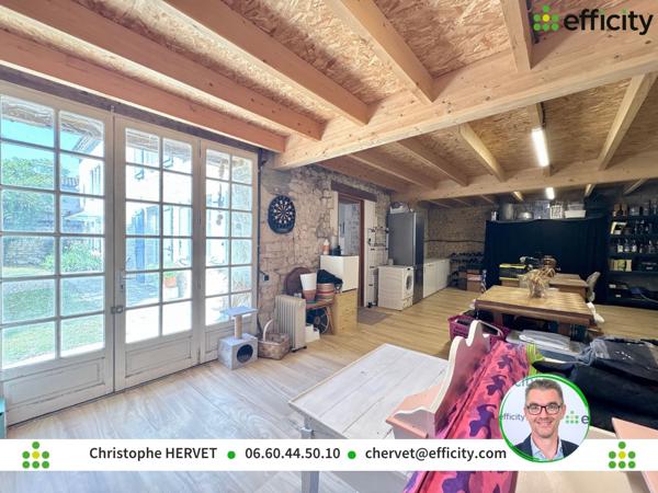 Maison
         6 pièces
        - 160 m² Exclusivité 340 000 € *