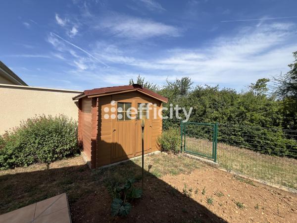 Maison
         3 pièces
        - 81 m² 225 000 € *
