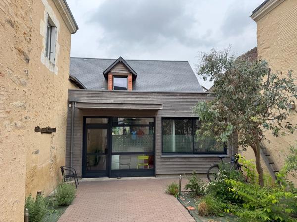 Immeuble en centre ville de Parigné l’évêque