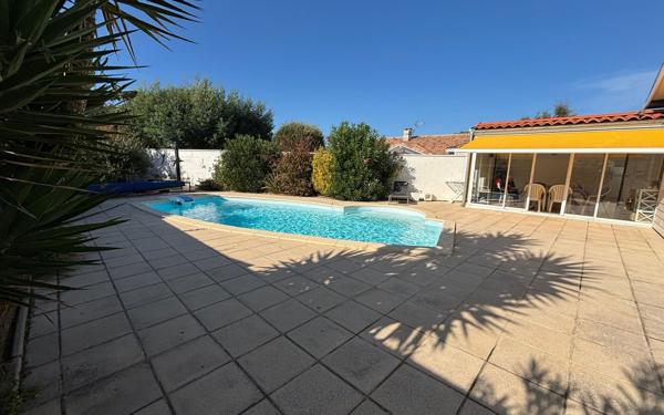 Maison à vendre    4 pièces •  Biscarrosse