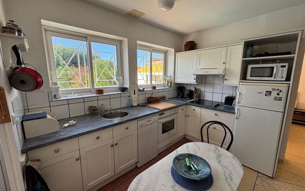 Maison à vendre    4 pièces •  Biscarrosse