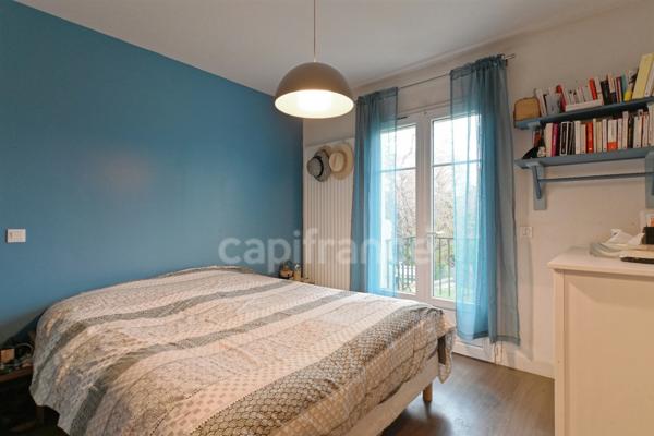 Houilles (78800) - Maison contemporaine 8 pièces, 5 chambres de 174 m², proche centre-ville