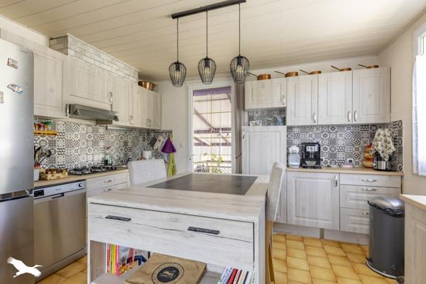 Maison à vendre 182 069 € Commentry 6 p 123 m² DPE C