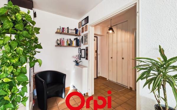 Appartement à vendre    2 pièces • 42,72 m2 Bandol