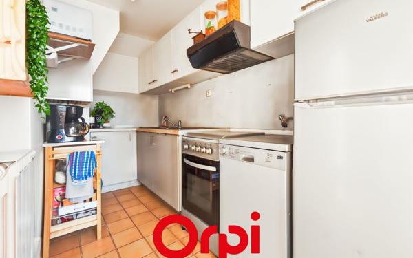 Appartement à vendre    2 pièces • 42,72 m2 Bandol